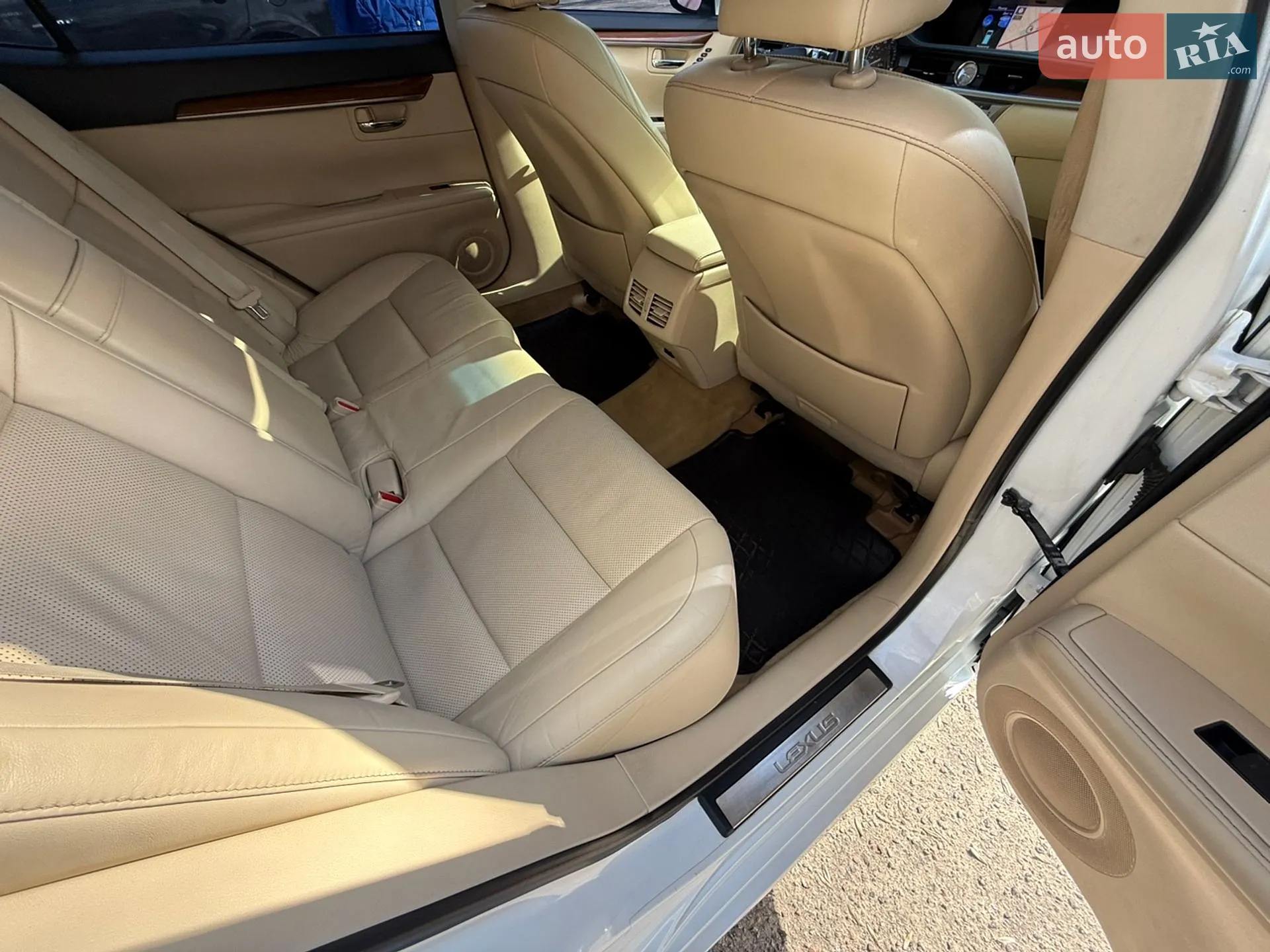 2013 Lexus ES - мініатюра 24