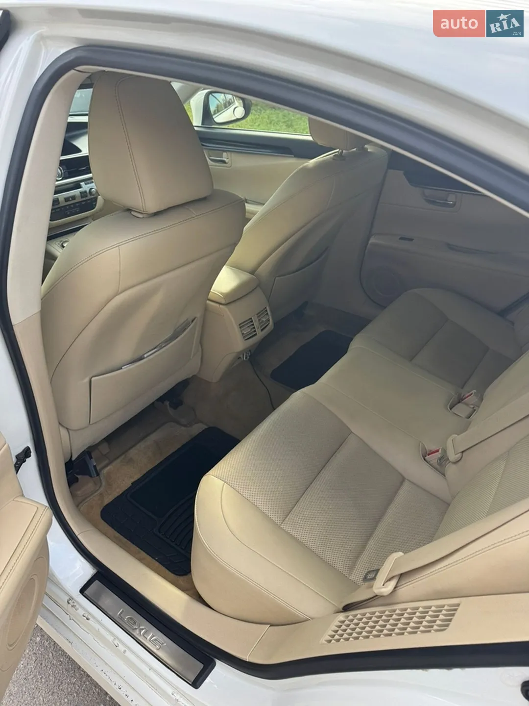 2015 Lexus ES - мініатюра 21