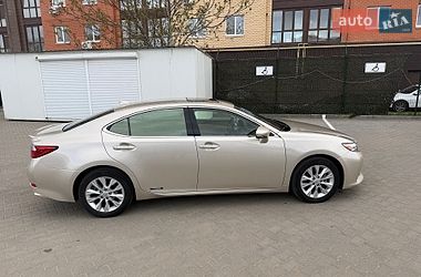 Седан Lexus ES 2015 в Одессе