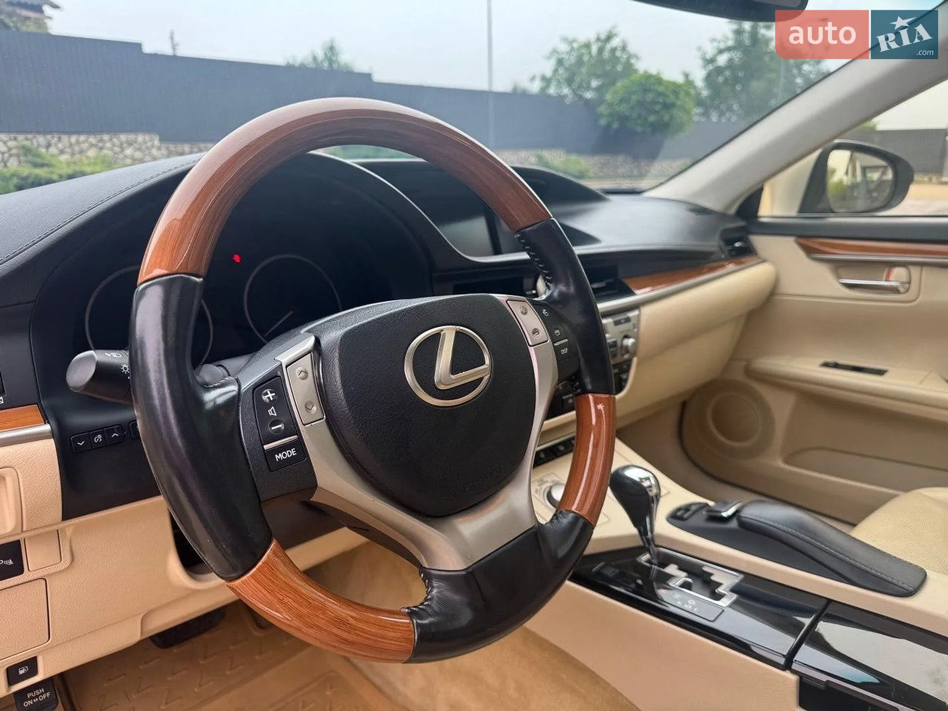 2012 Lexus ES - мініатюра 15