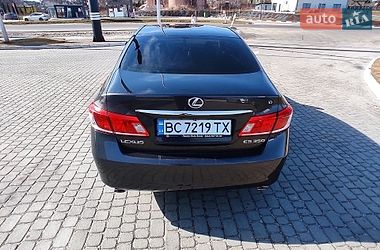 Седан Lexus ES 2011 в Львове