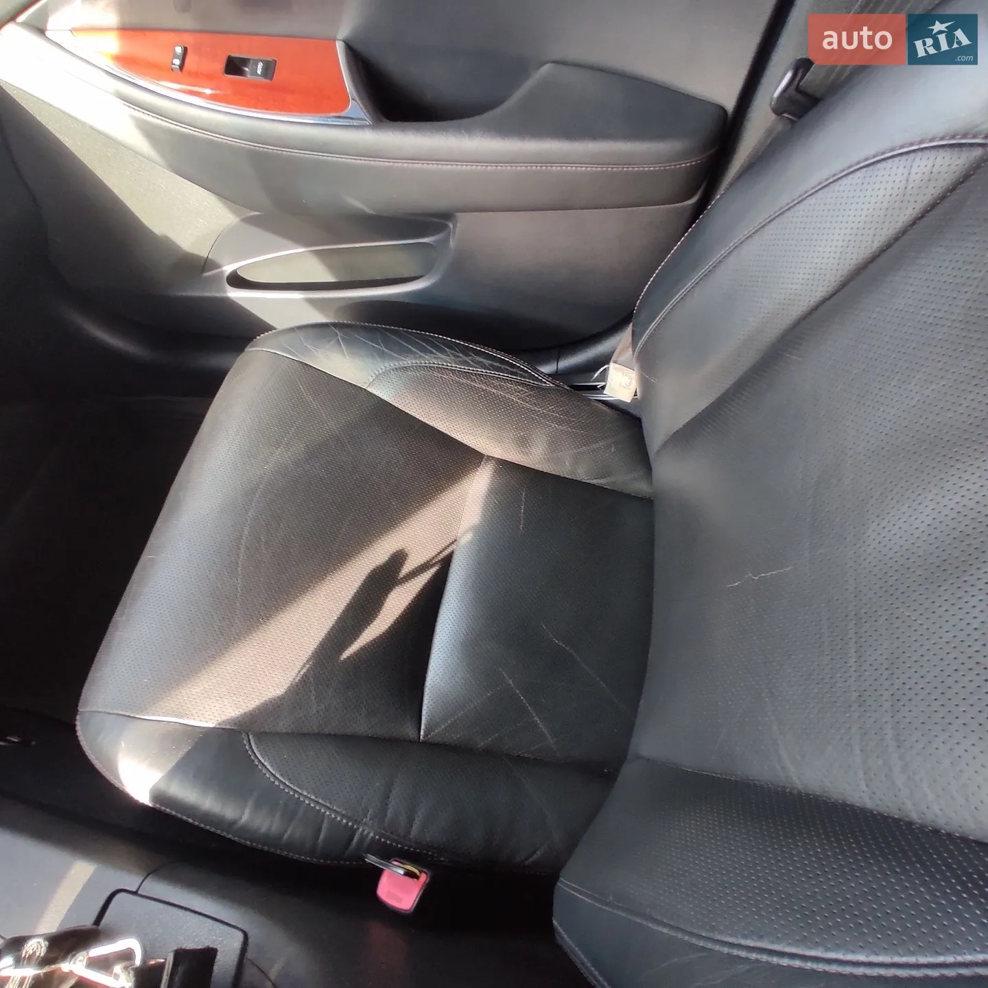 2011 Lexus ES - мініатюра 21