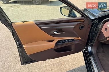 Седан Lexus ES 2019 в Харькове