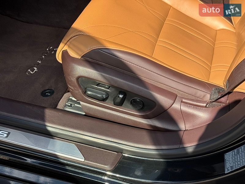 Седан Lexus ES 2019 в Харькове