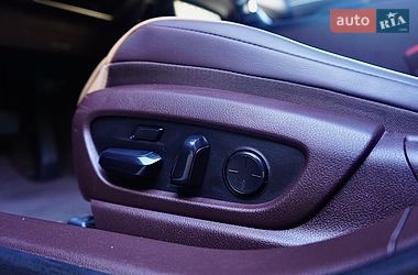 Седан Lexus ES 2019 в Львове