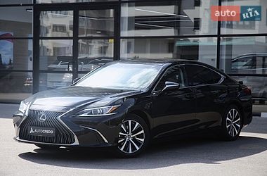 Седан Lexus ES 2018 в Харькове