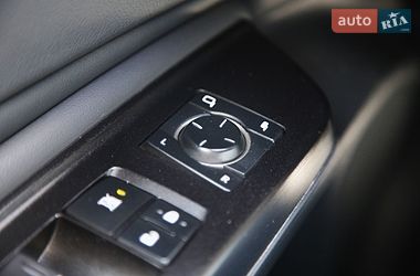 Седан Lexus ES 2018 в Харькове