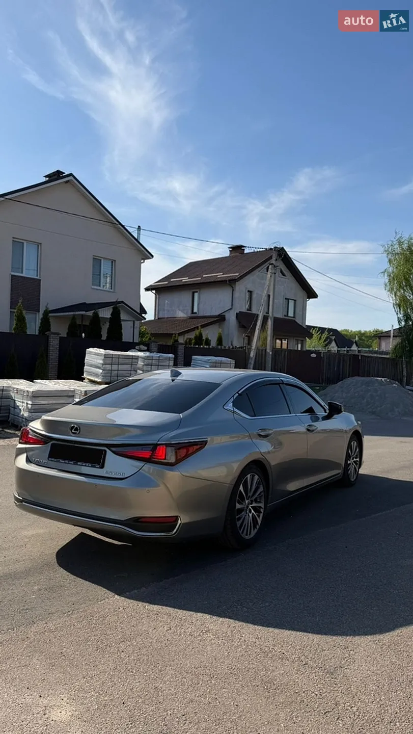 2020 Lexus ES - мініатюра 21