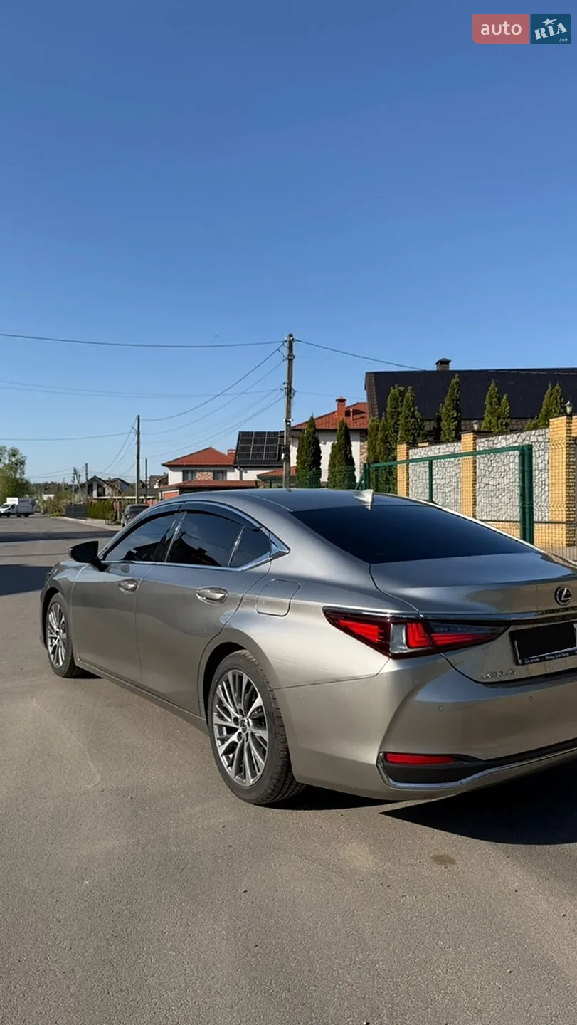 2020 Lexus ES - мініатюра 26