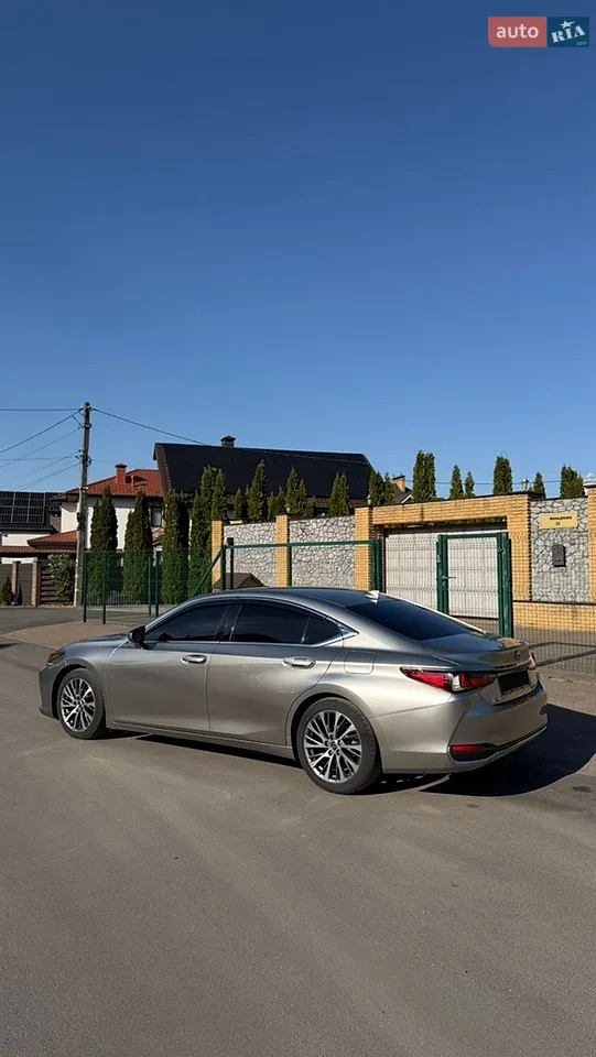 2019 Lexus ES - мініатюра 14