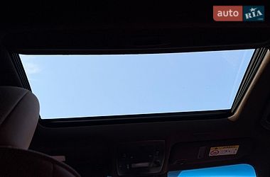 Седан Lexus ES 2020 в Киеве