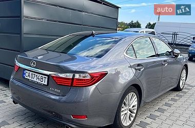 Седан Lexus ES 2013 в Рава-Руській