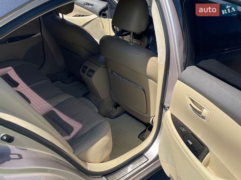 Седан Lexus ES 2006 в Києві