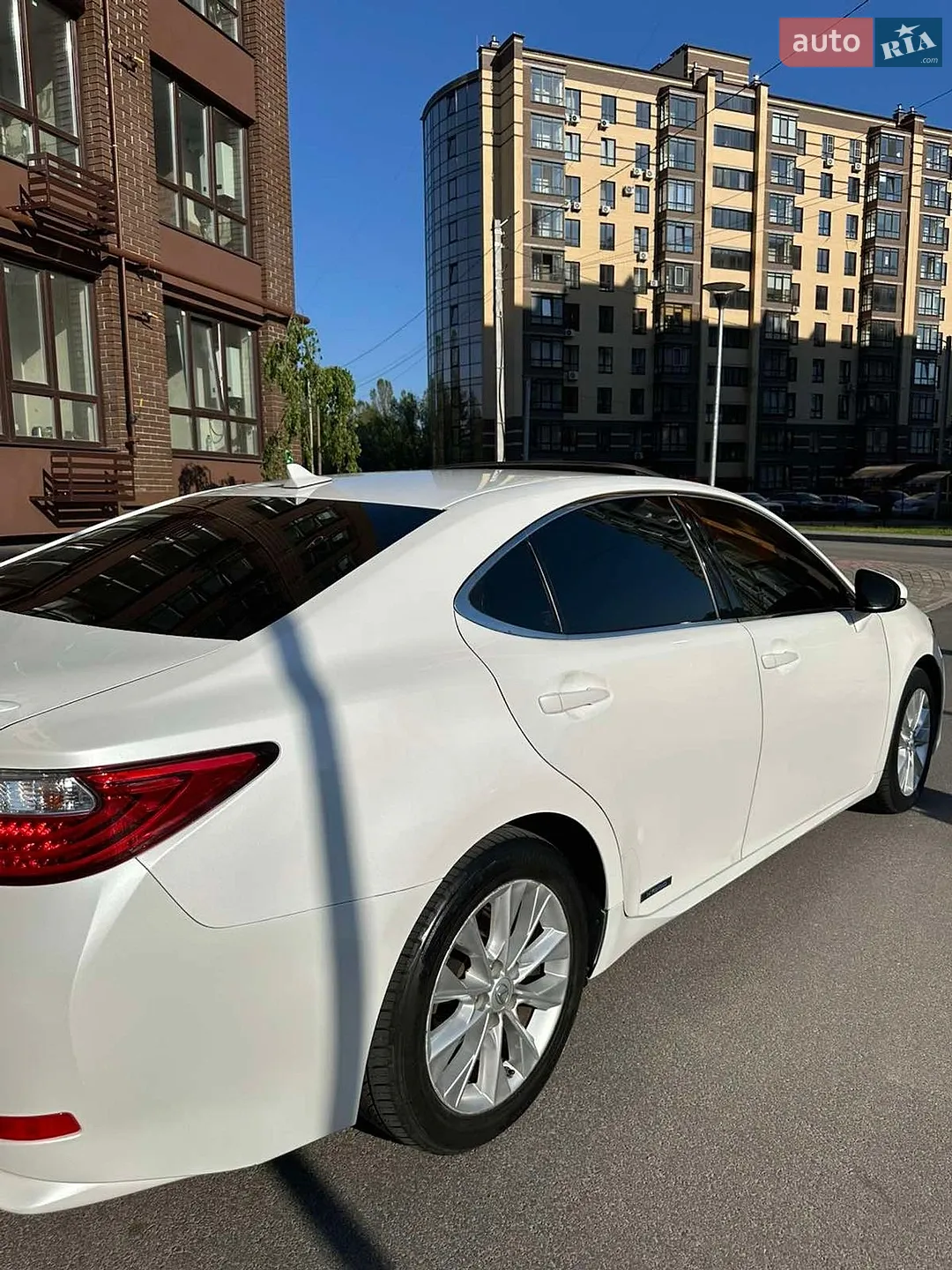 2014 Lexus ES - мініатюра 11
