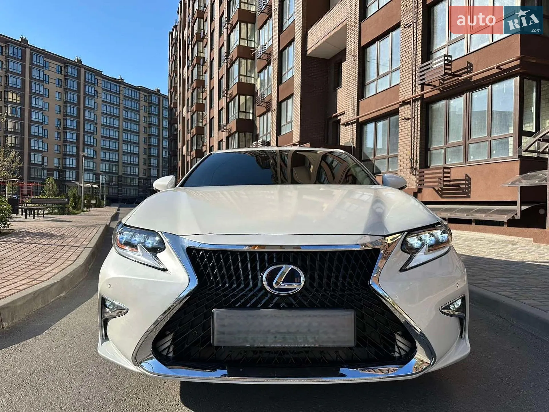 2014 Lexus ES - мініатюра 2