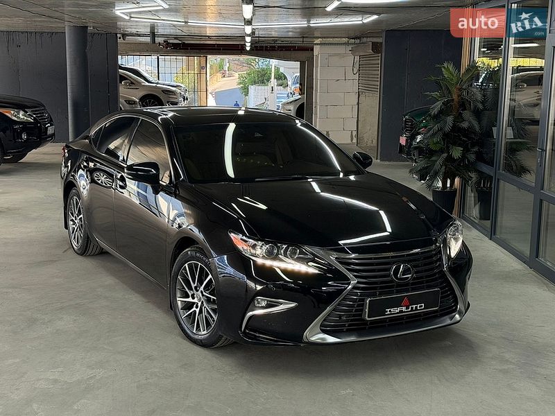 Lexus ES 2018