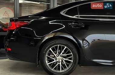 Седан Lexus ES 2018 в Одессе