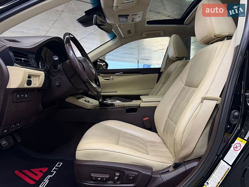 Седан Lexus ES 2018 в Одессе
