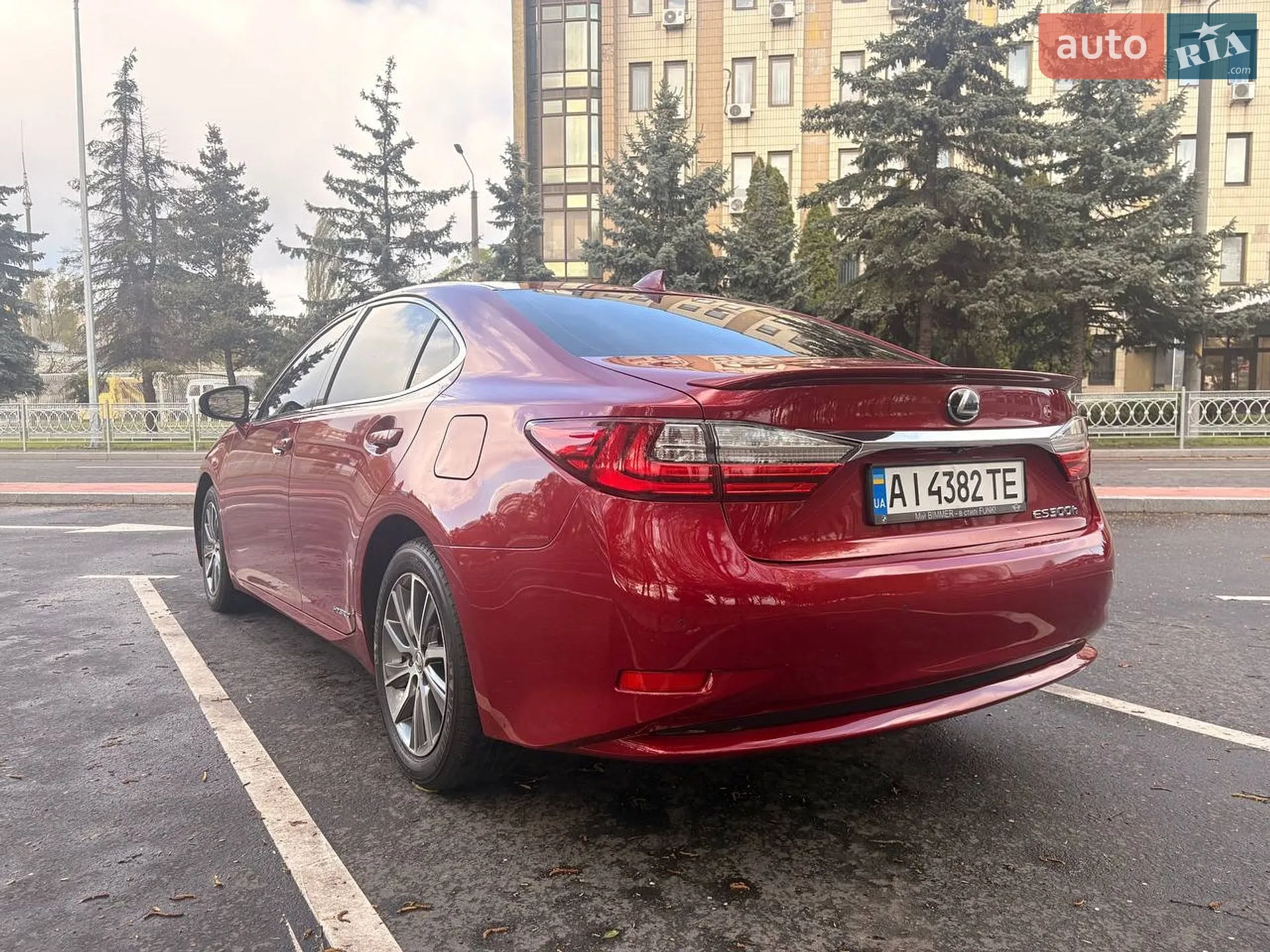 2018 Lexus ES - мініатюра 9