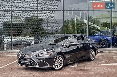Седан Lexus ES 2023 в Киеве