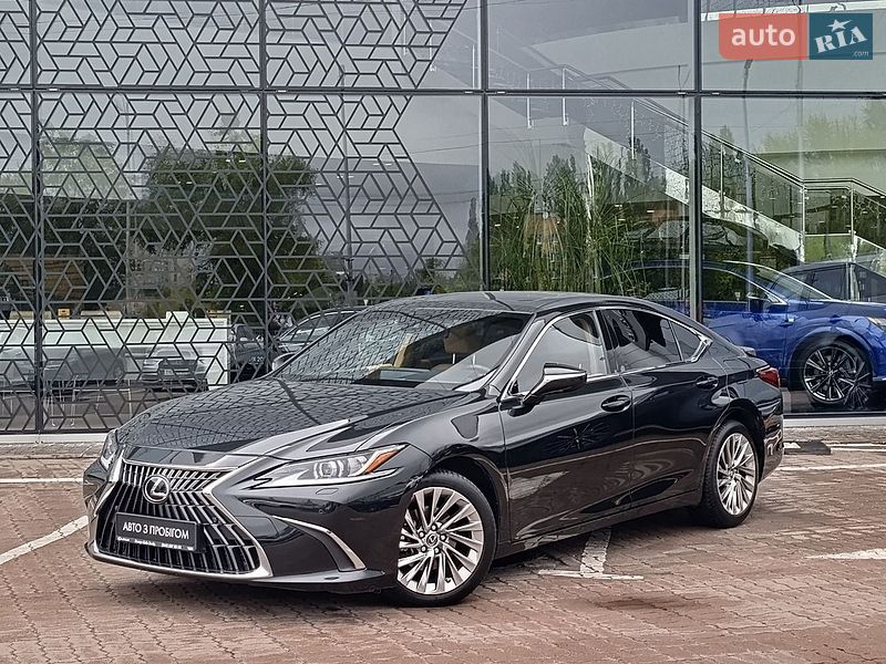 Lexus ES 2023