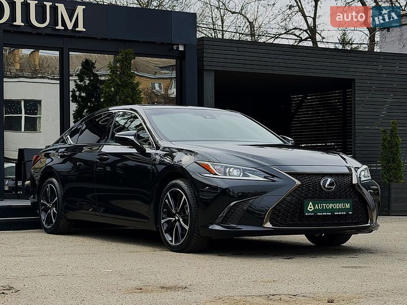 Седан Lexus ES 2023 в Киеве