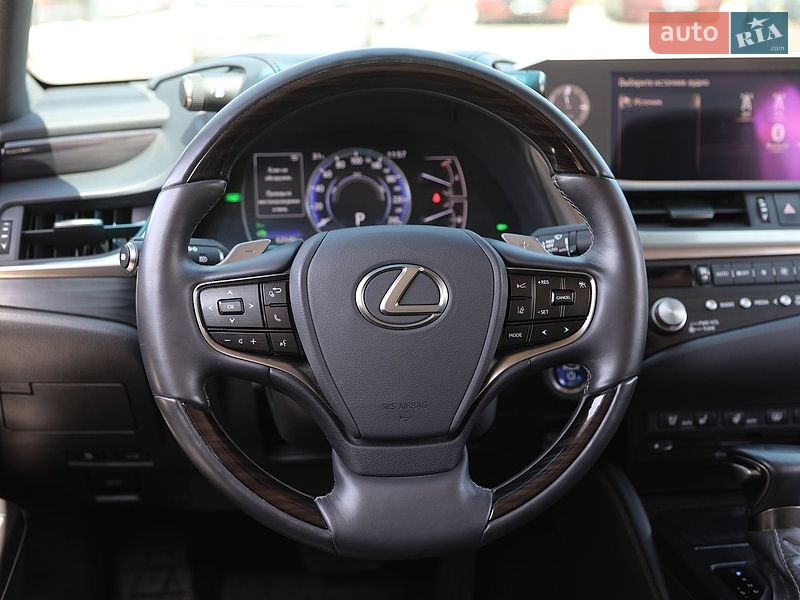 Седан Lexus ES 2021 в Харькове