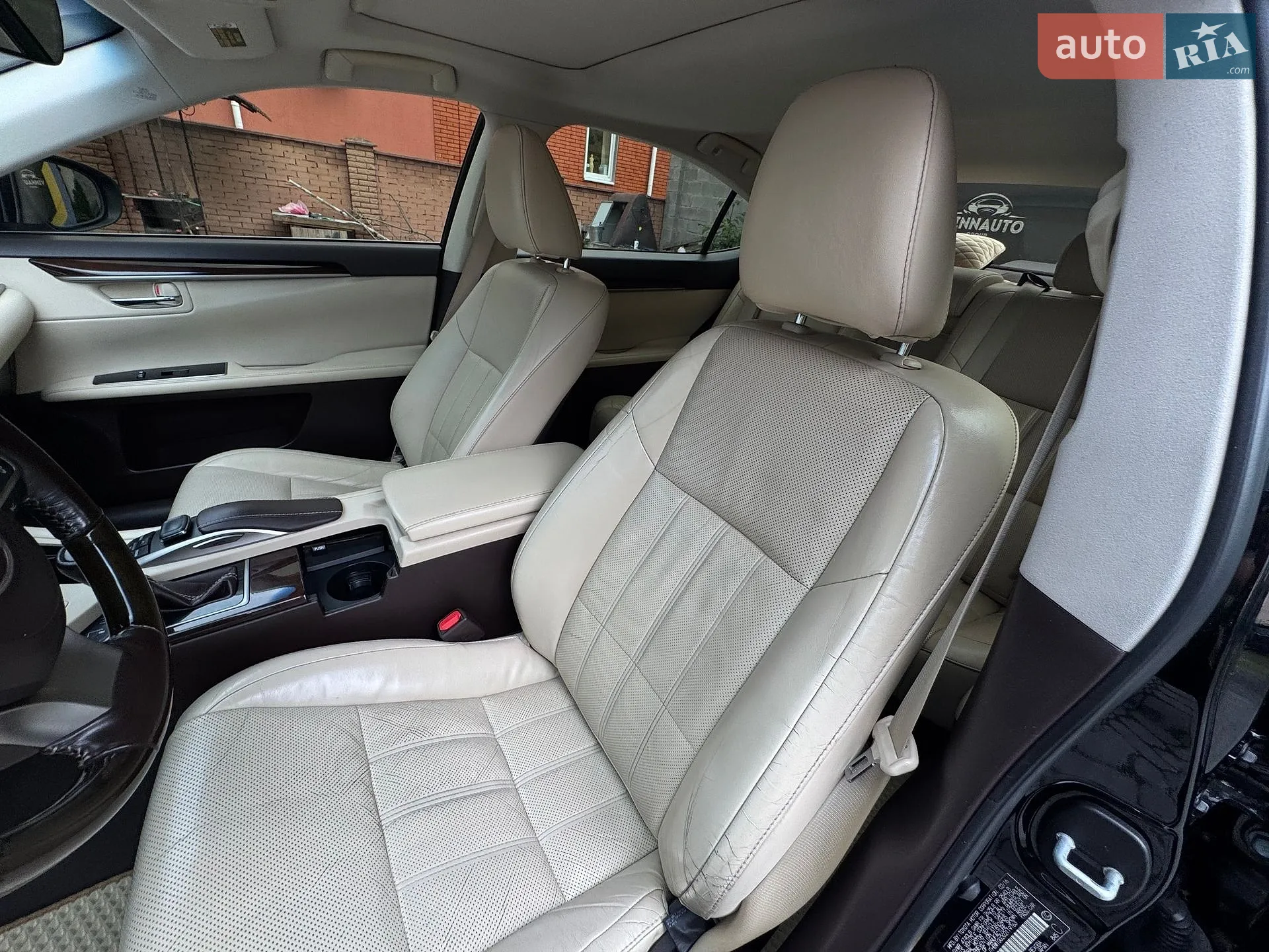 2016 Lexus ES - мініатюра 24