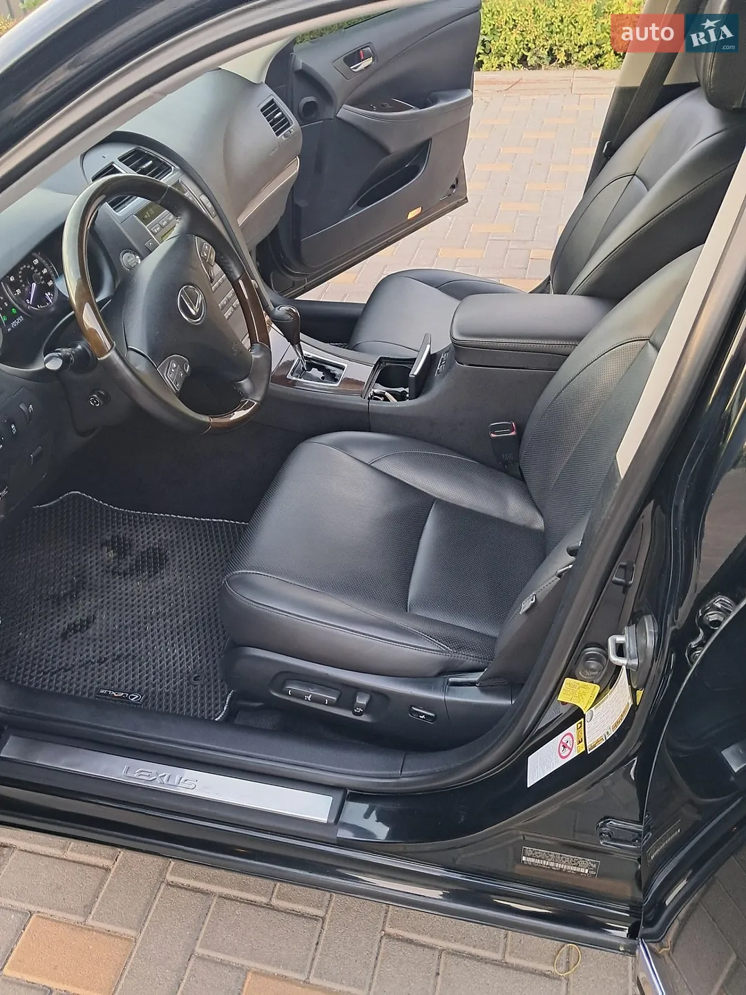 2011 Lexus ES - мініатюра 19