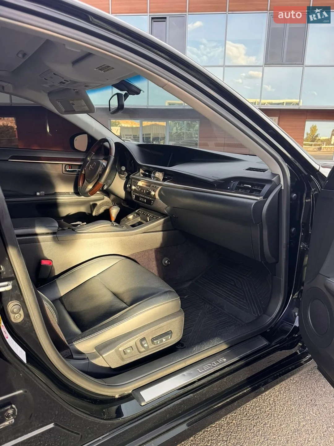 2012 Lexus ES - мініатюра 10