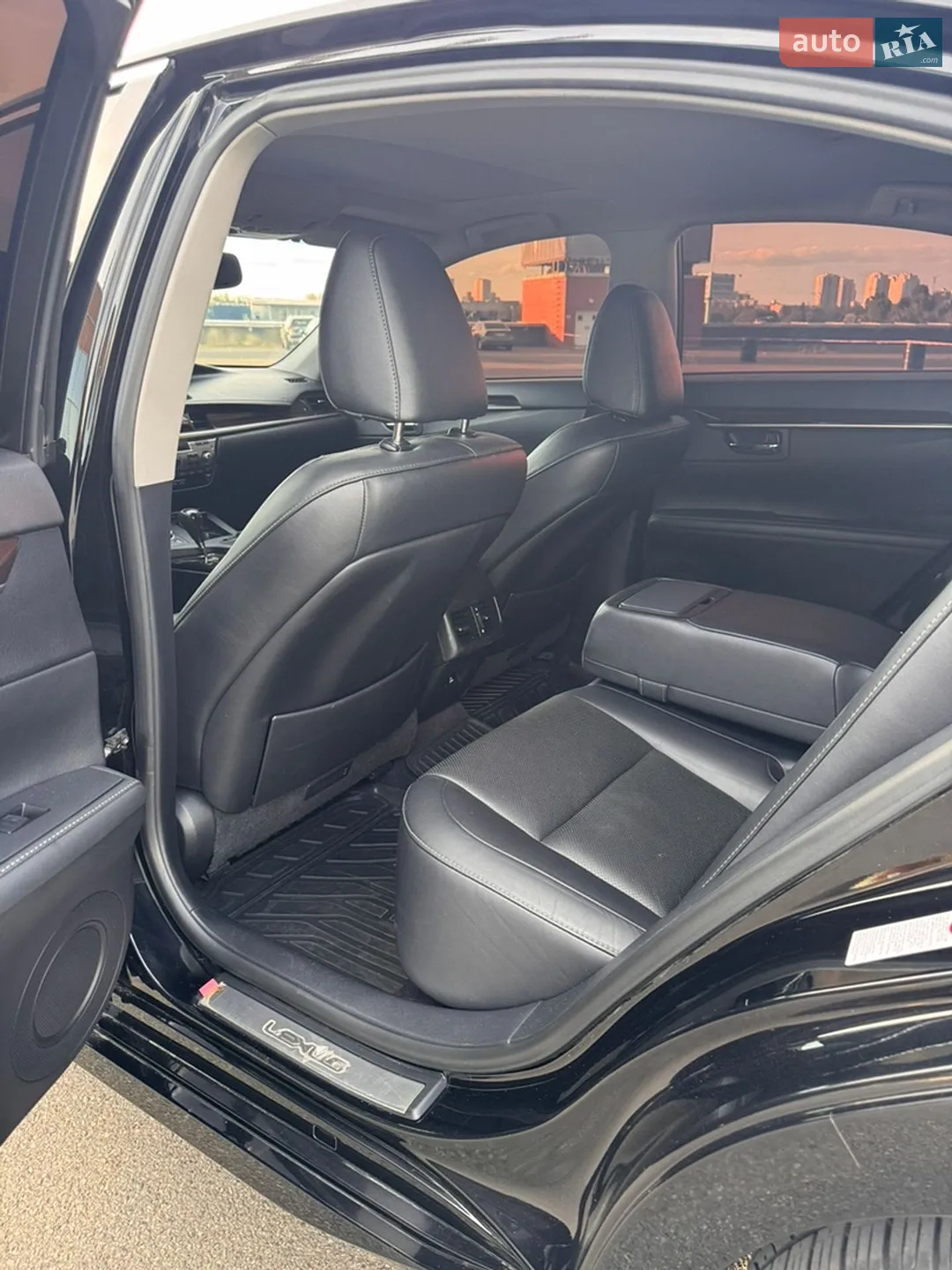 2012 Lexus ES - мініатюра 12