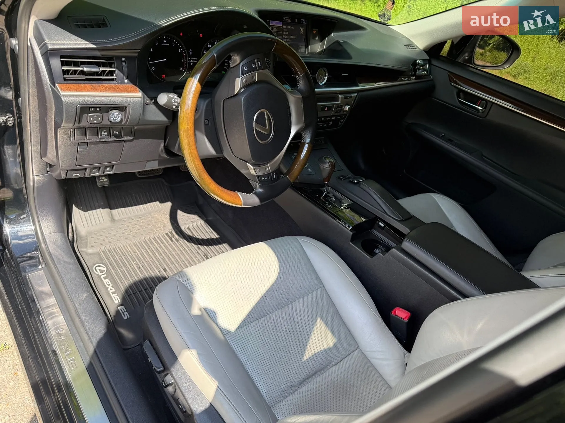 2015 Lexus ES - мініатюра 15