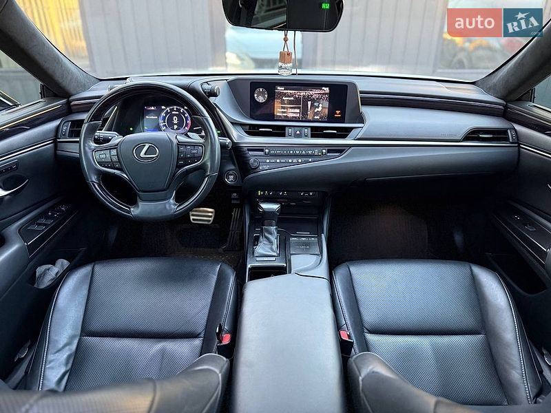 Седан Lexus ES 2019 в Одессе