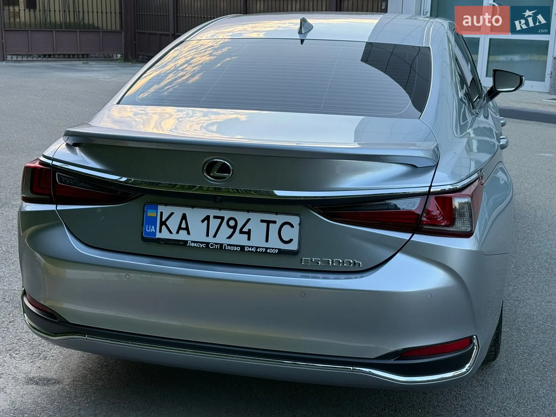 2022 Lexus ES - мініатюра 4