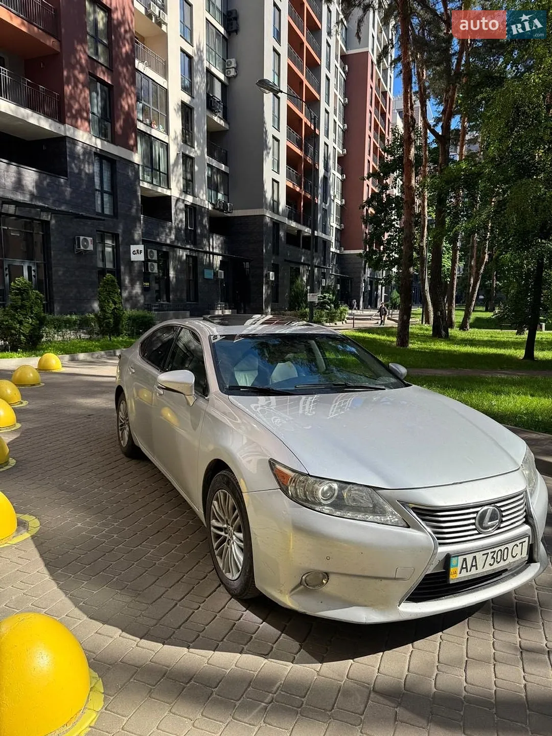2013 Lexus ES - мініатюра 2