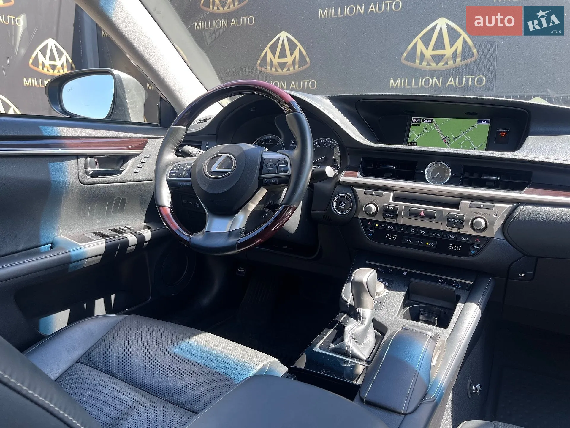 2018 Lexus ES - мініатюра 18