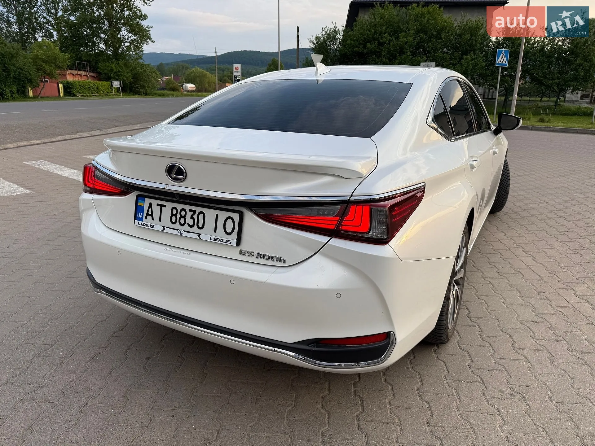 2019 Lexus ES - мініатюра 13