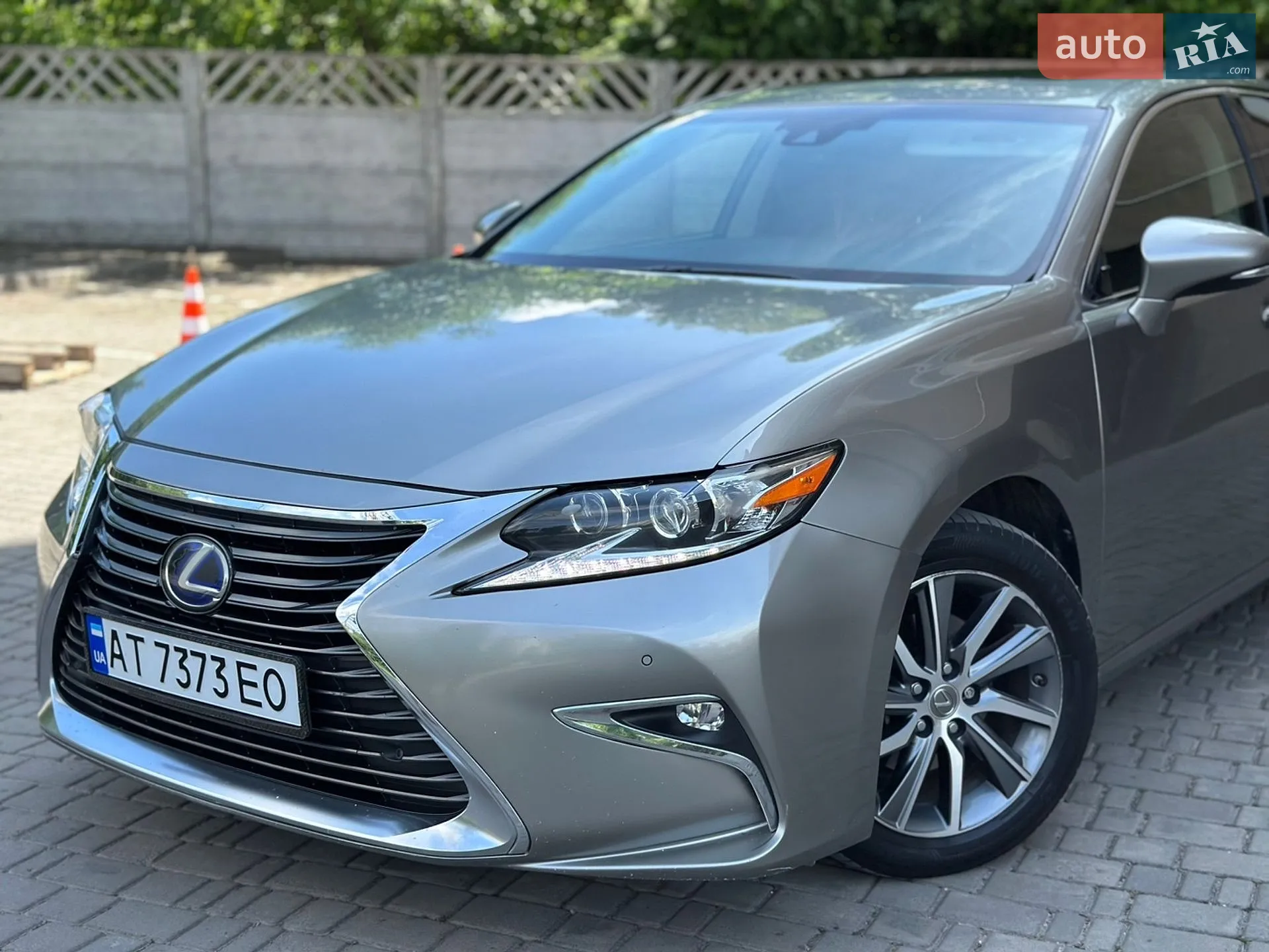 2018 Lexus ES - мініатюра 2