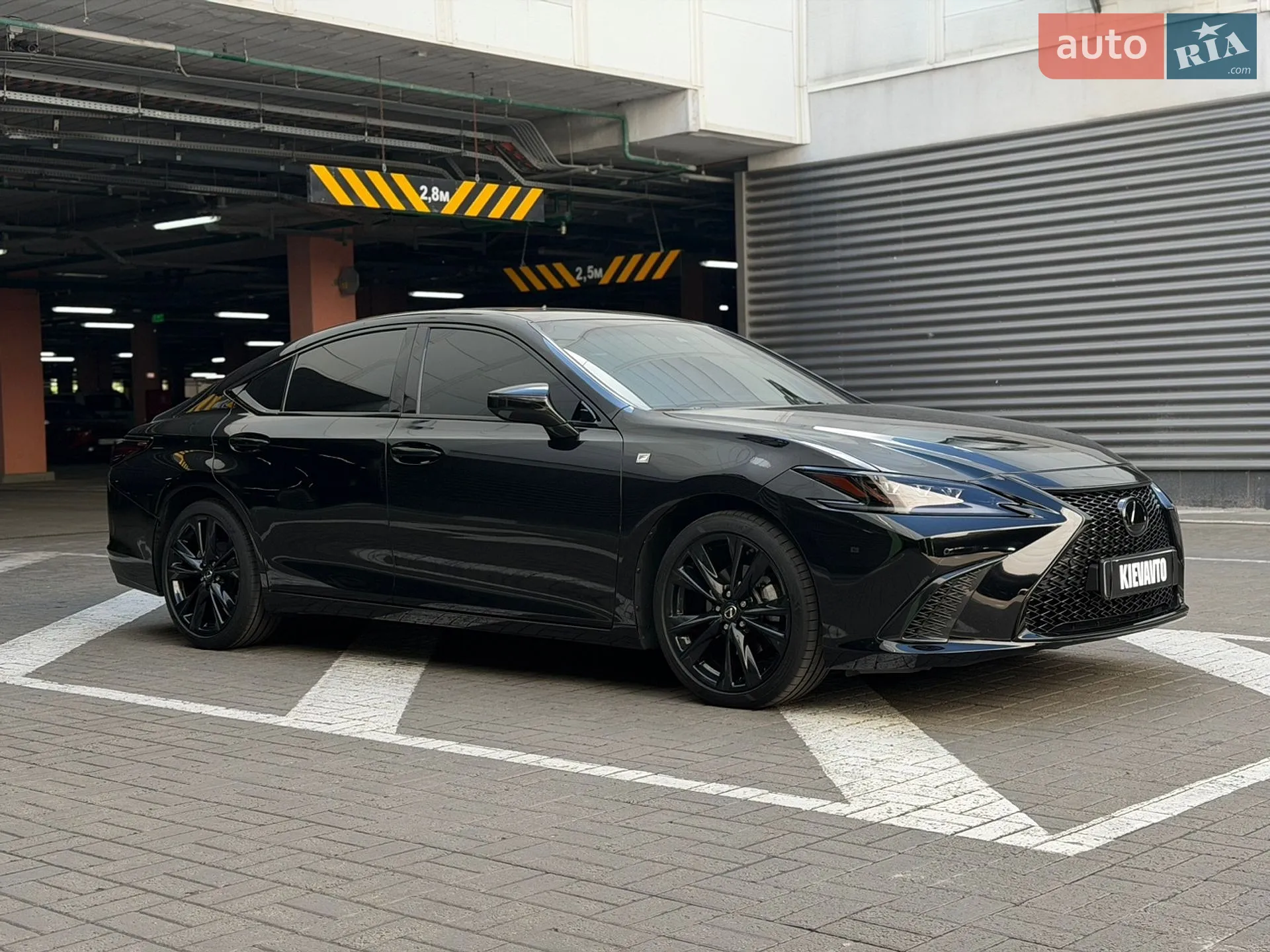 2019 Lexus ES - мініатюра 10