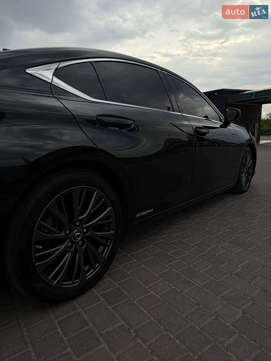 2021 Lexus ES - мініатюра 8