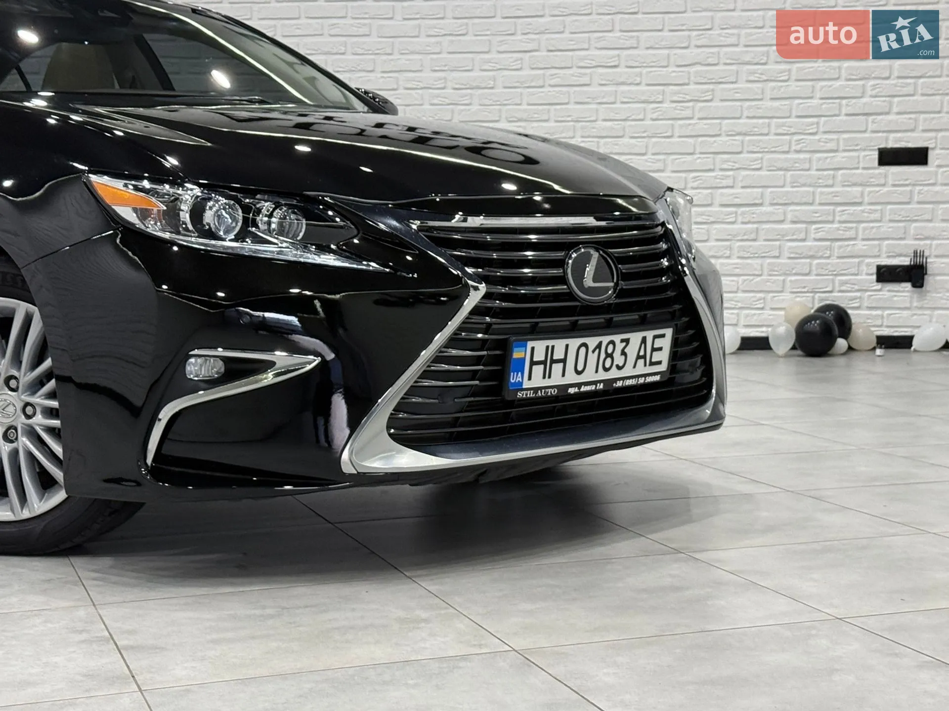2017 Lexus ES - мініатюра 19