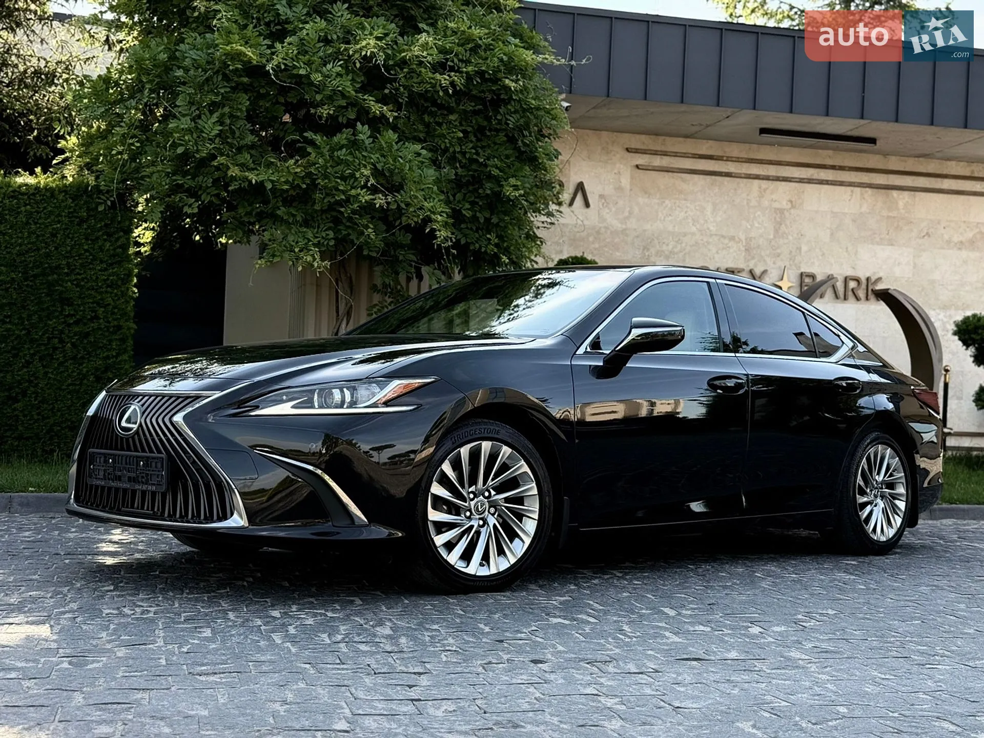 2019 Lexus ES - мініатюра 5