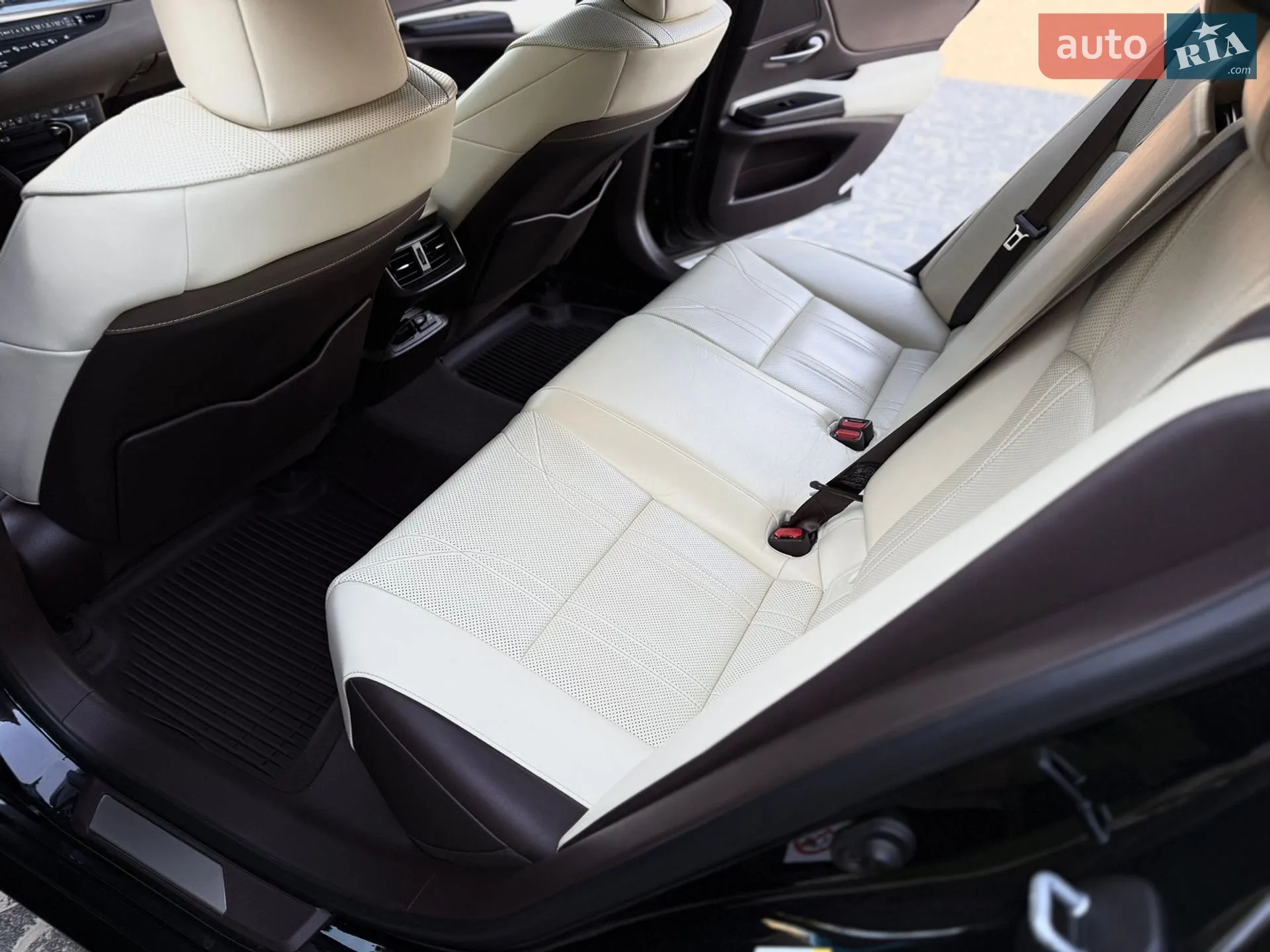 2019 Lexus ES - мініатюра 44