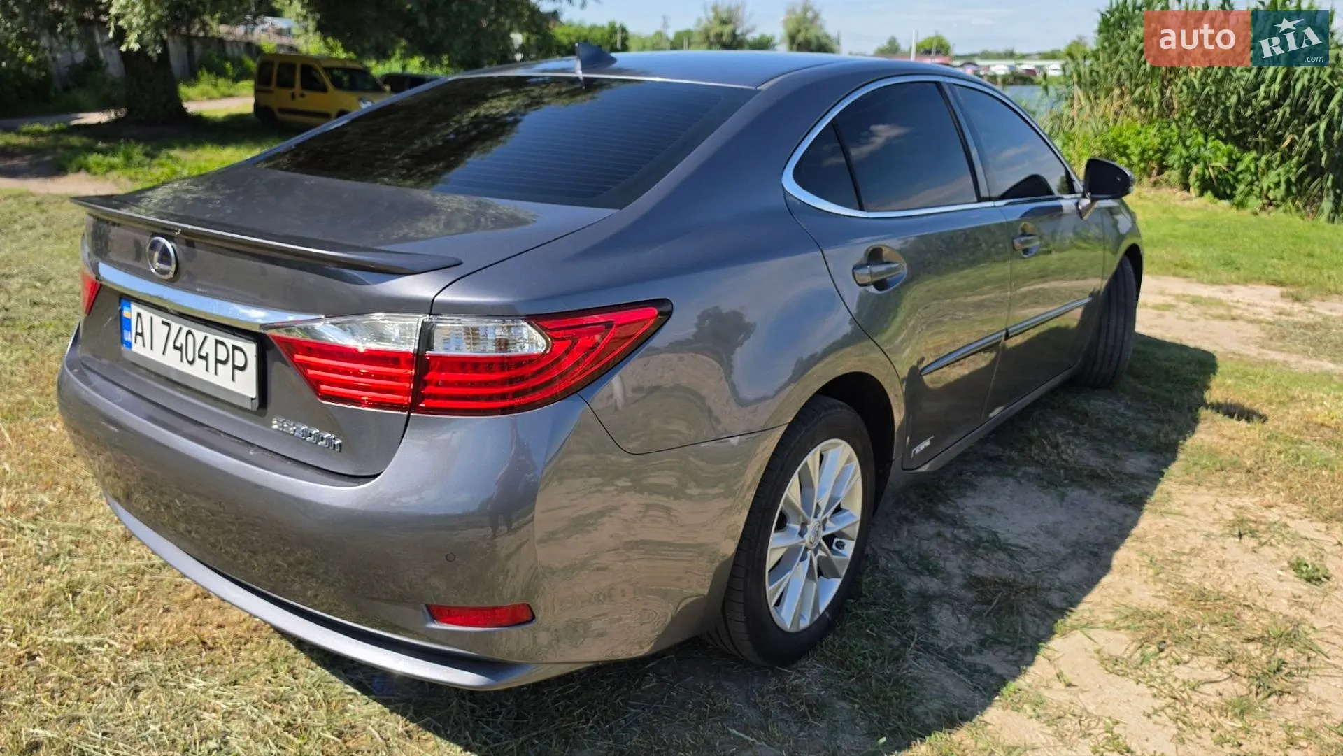 2015 Lexus ES - мініатюра 3