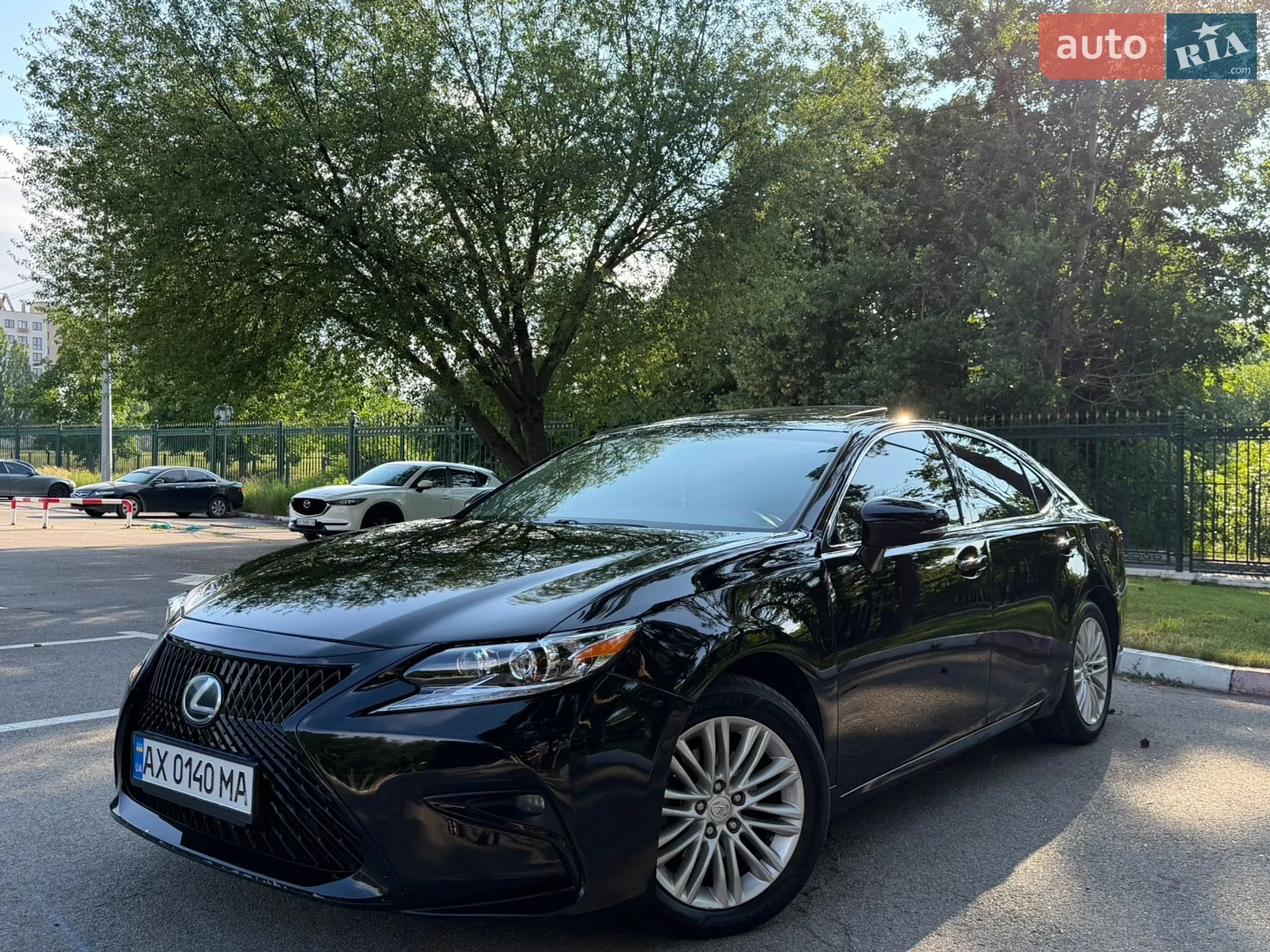 2016 Lexus ES - мініатюра 14