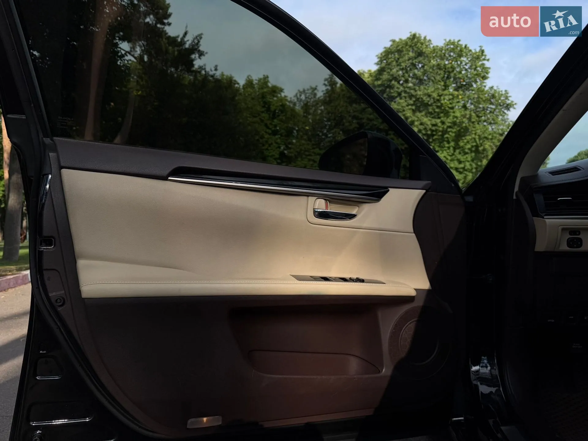 2016 Lexus ES - мініатюра 17