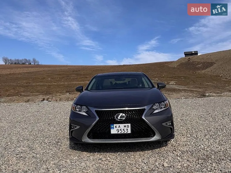 Lexus ES 2015