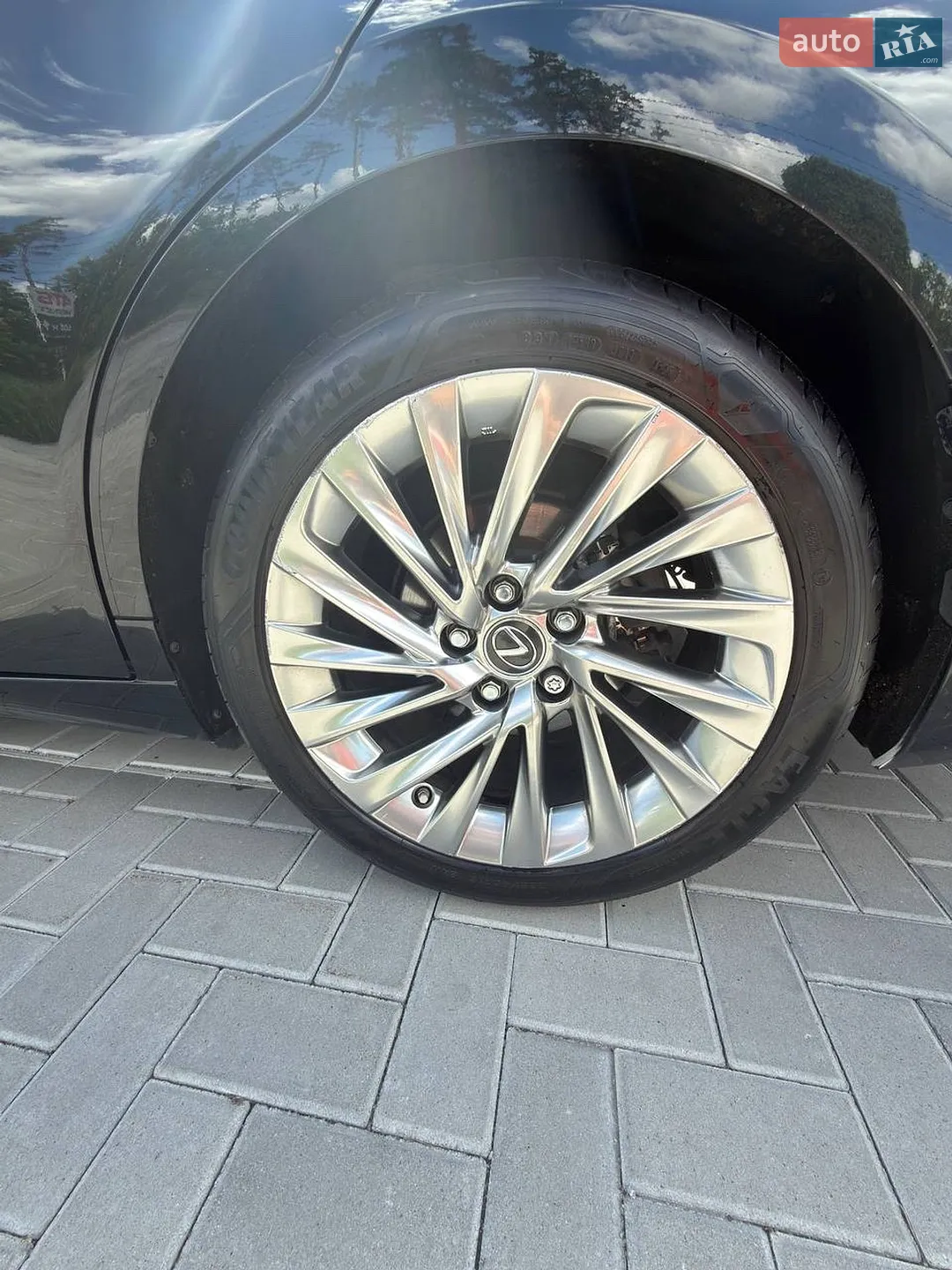 2019 Lexus ES - мініатюра 10