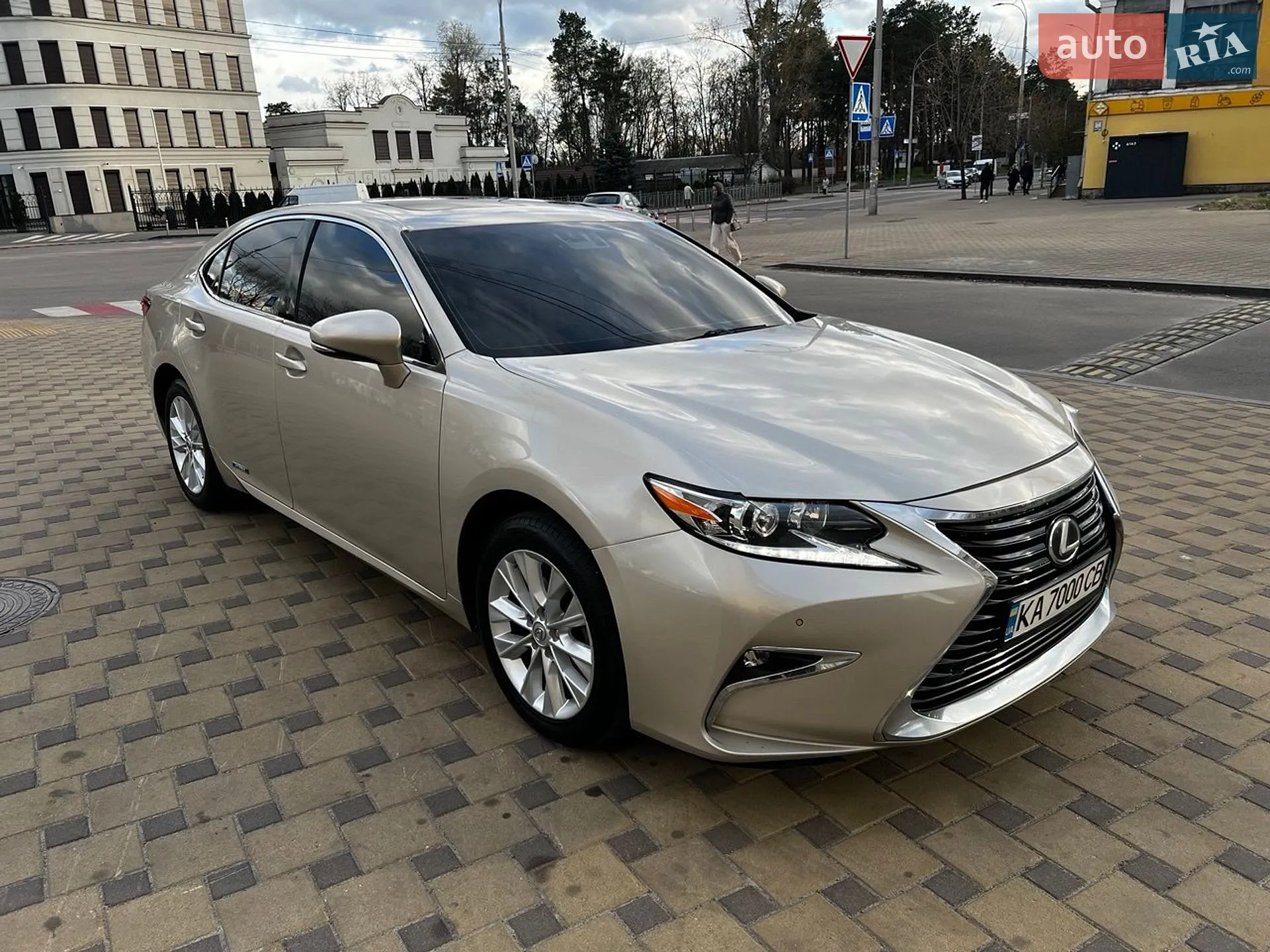 2012 Lexus ES - мініатюра 2