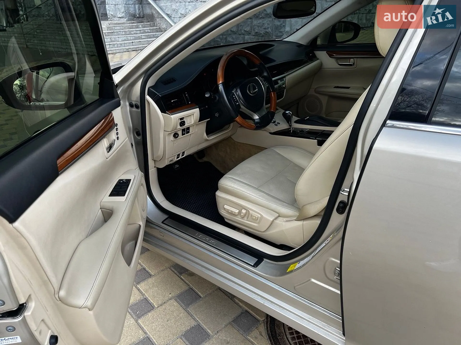 2012 Lexus ES - мініатюра 8